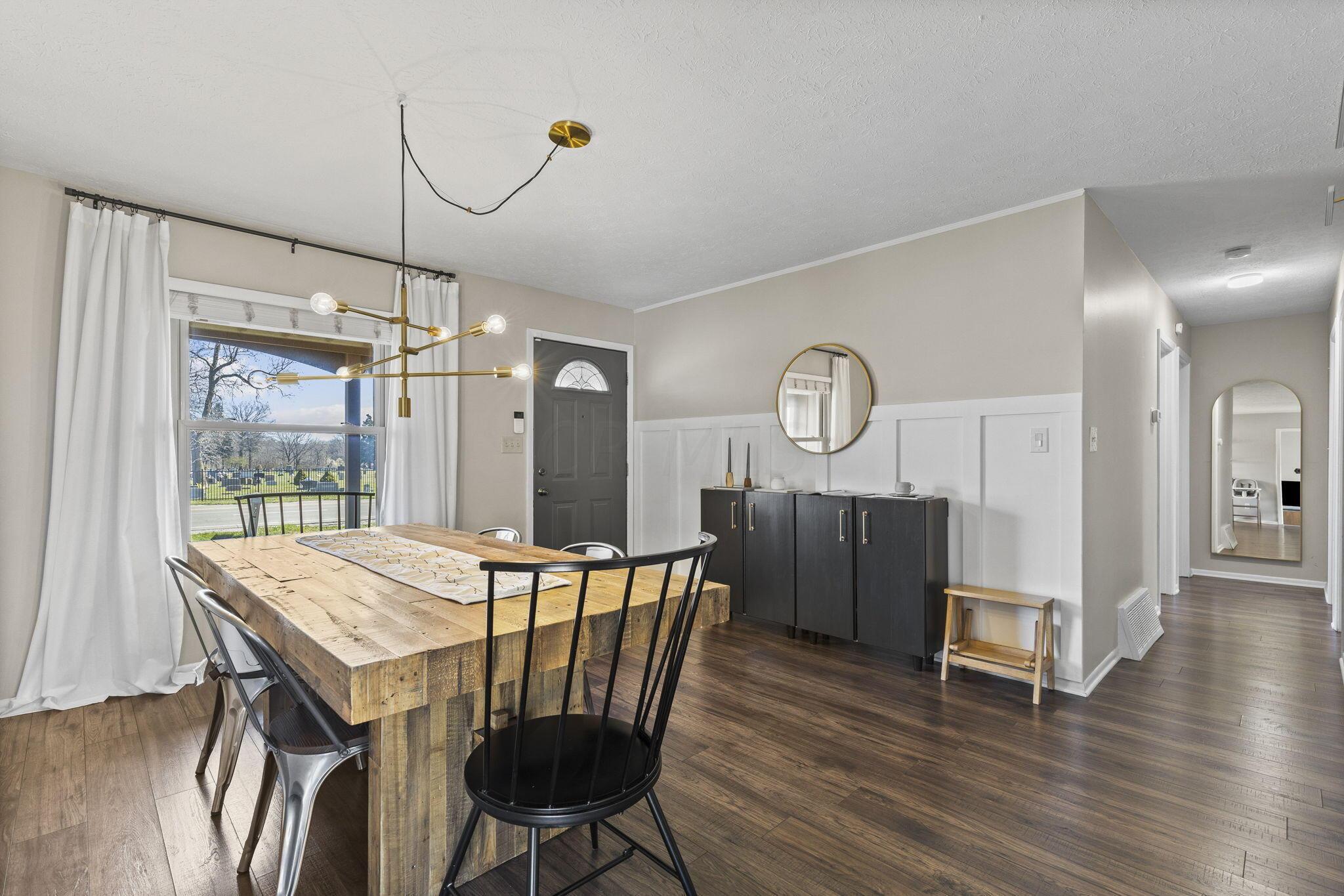 6201 S Hempstead Road