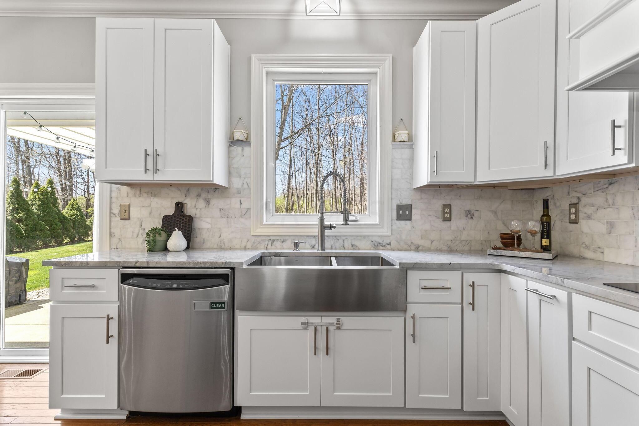 5780 Whispering Ridge Drive