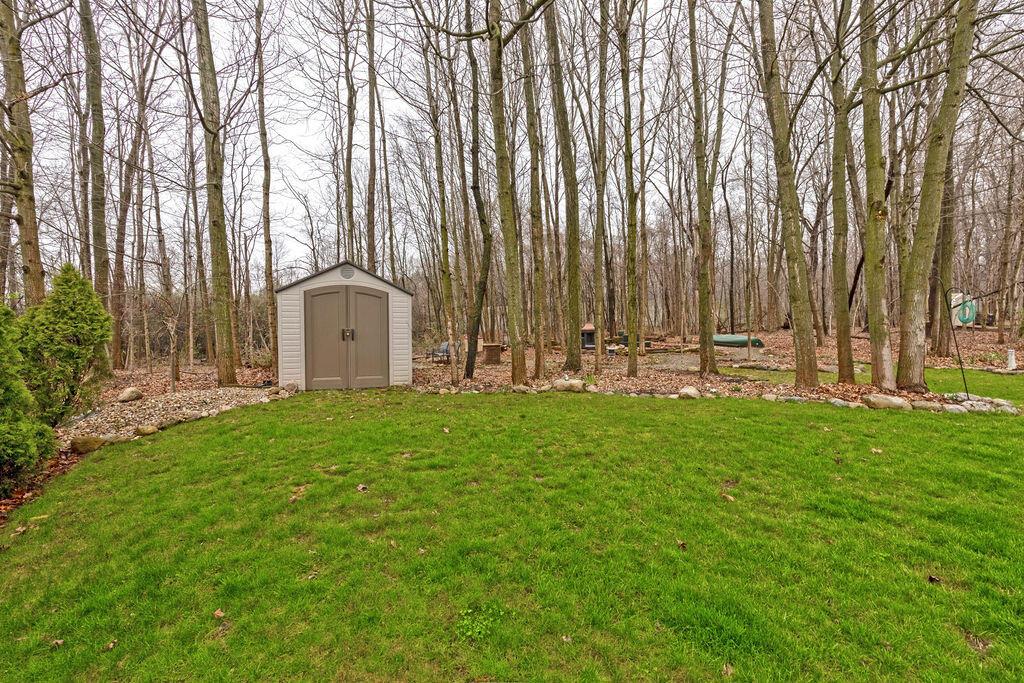 5780 Whispering Ridge Drive