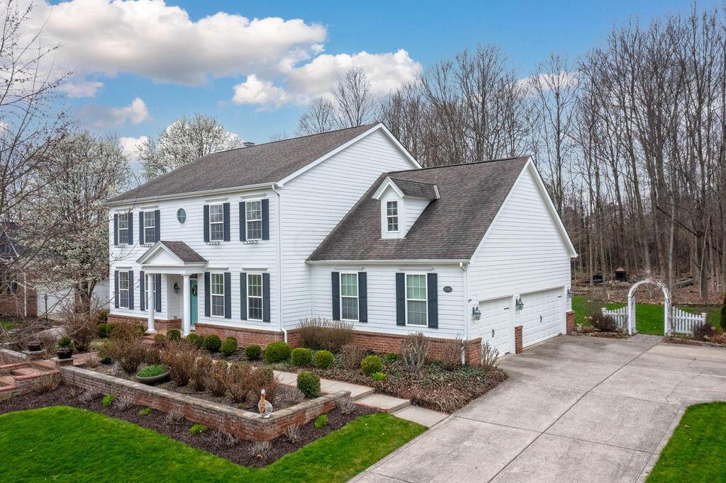 5780 Whispering Ridge Drive