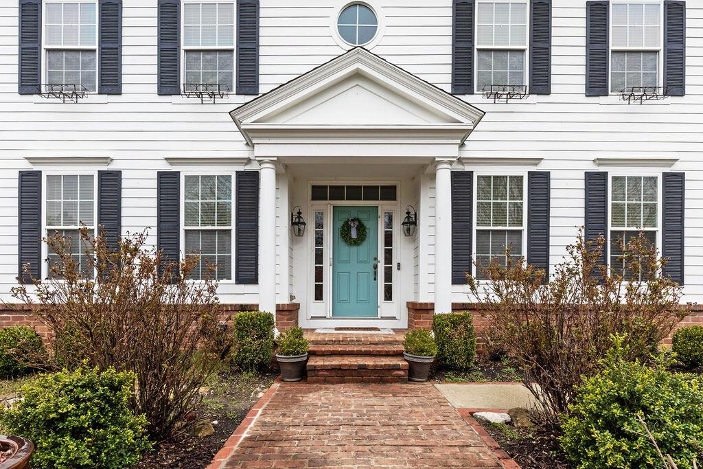 5780 Whispering Ridge Drive