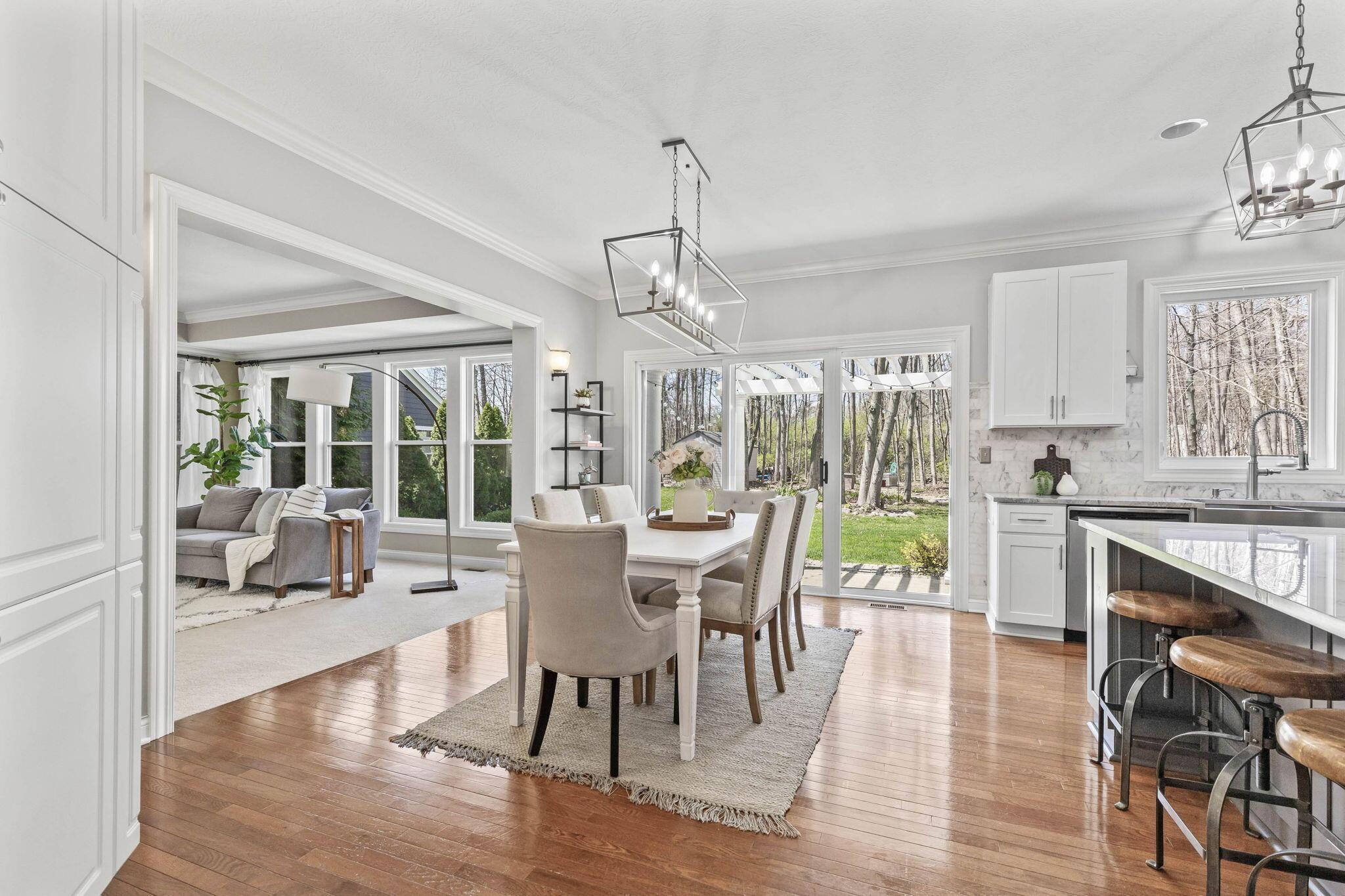 5780 Whispering Ridge Drive