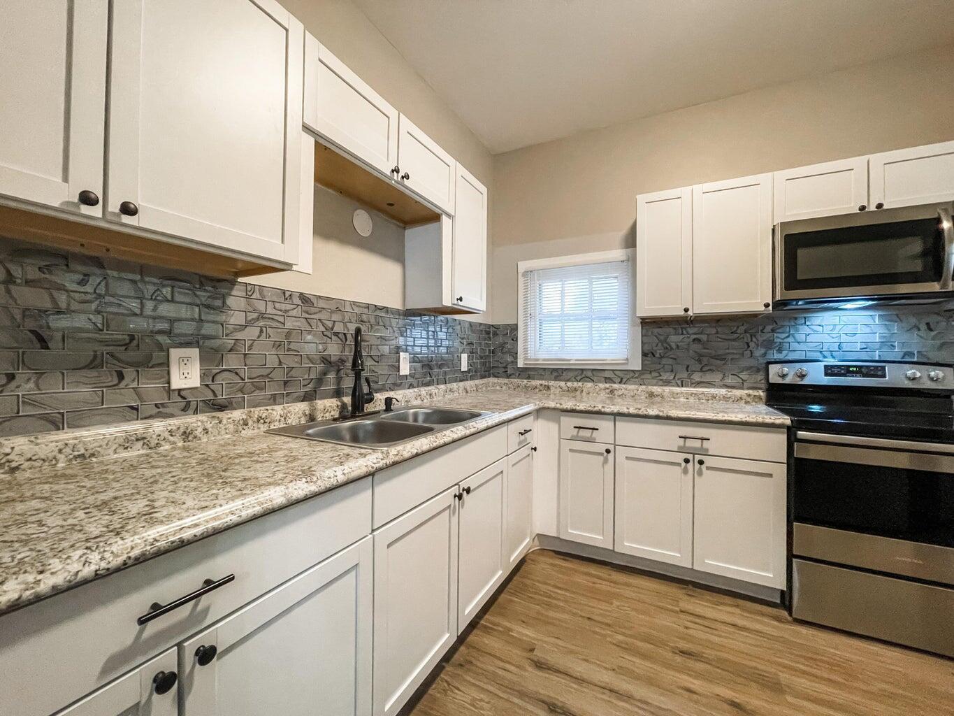 960 Sullivant Avenue