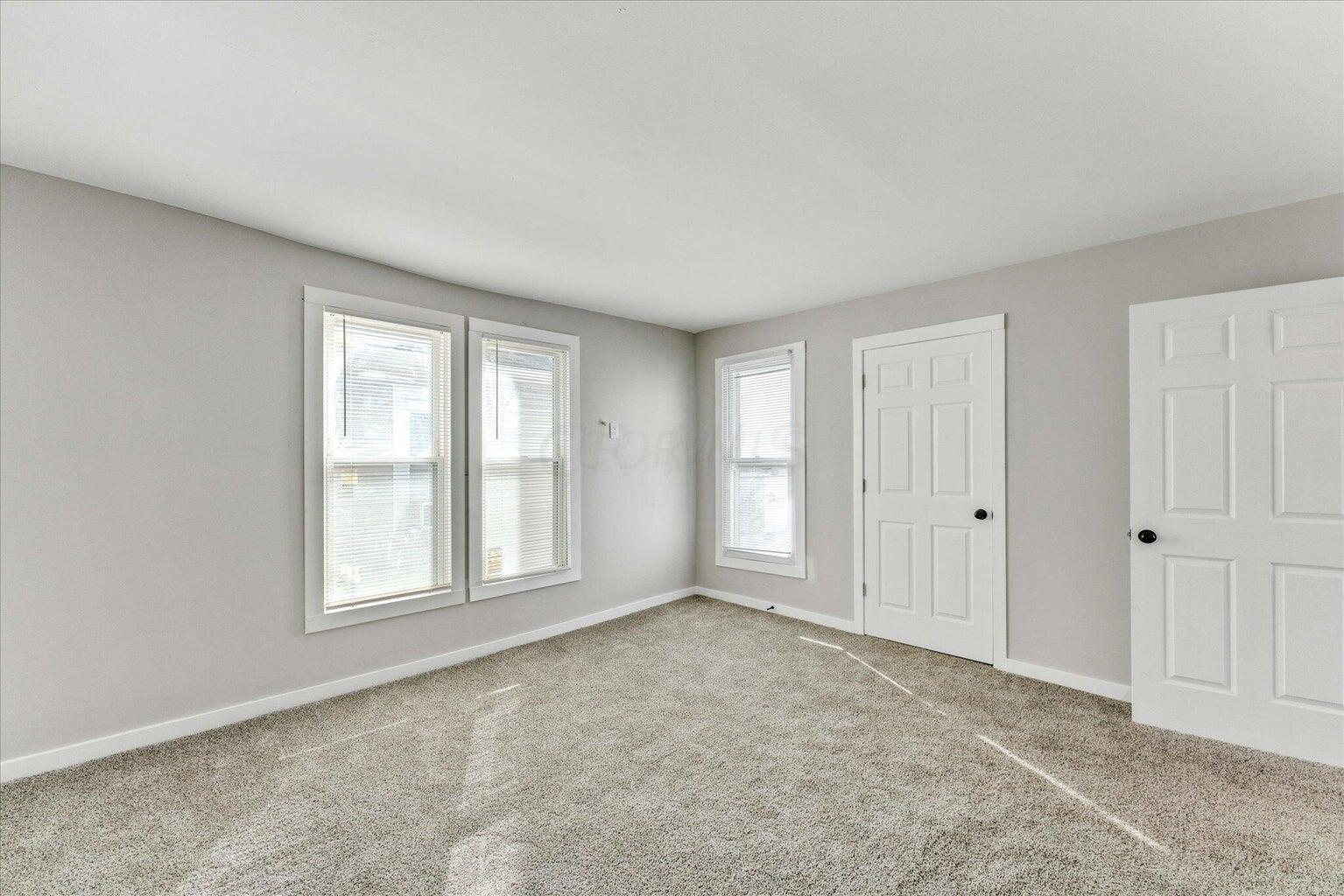 960 Sullivant Avenue