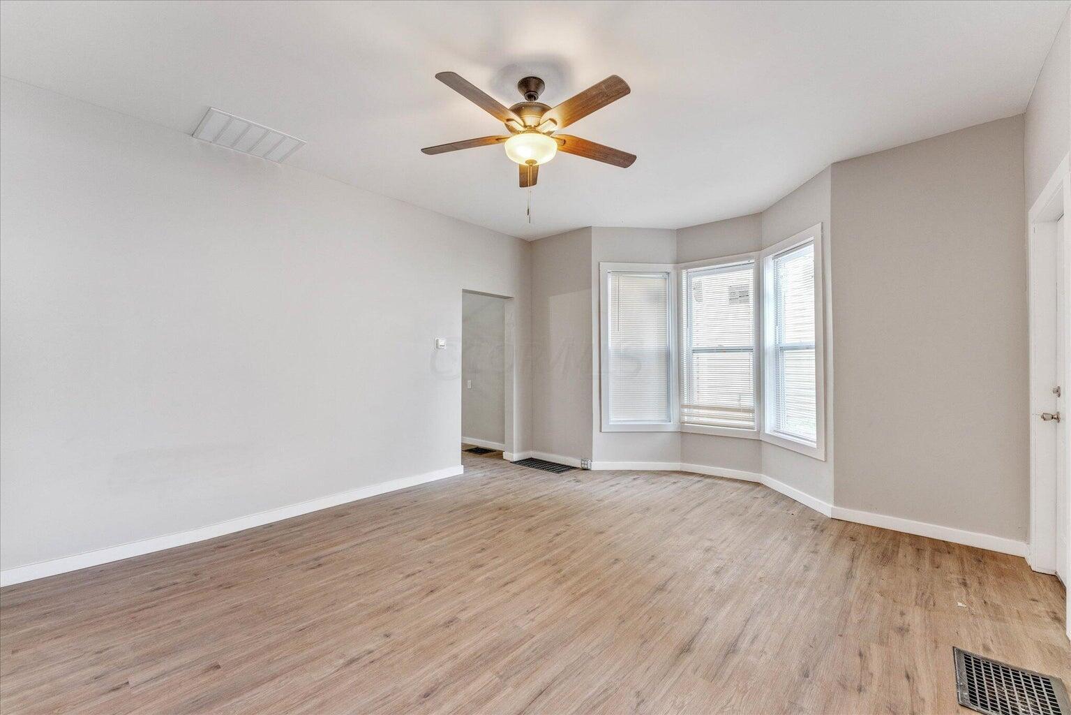 960 Sullivant Avenue