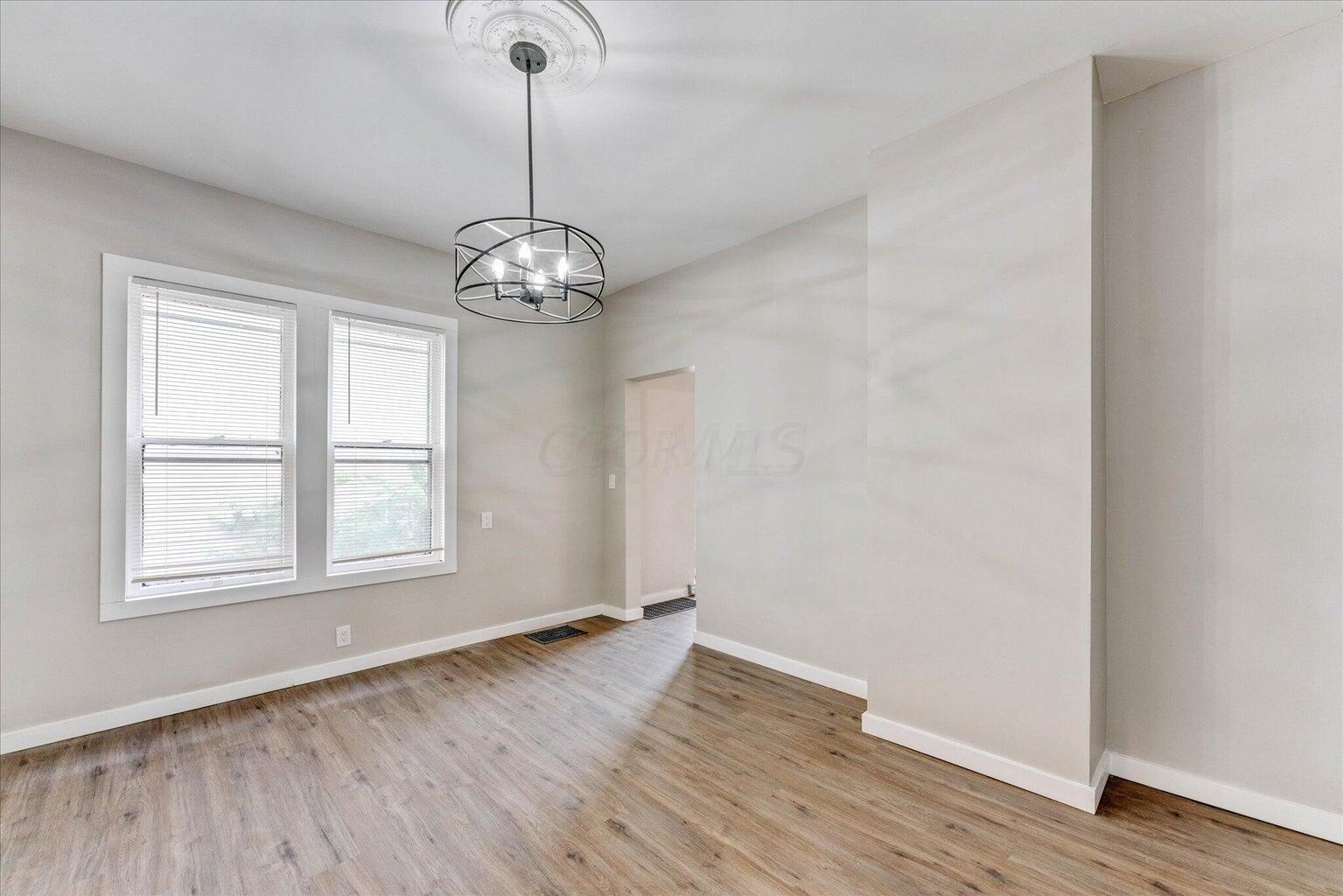 960 Sullivant Avenue