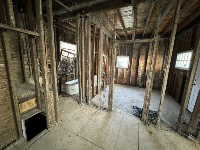 960 Sullivant Avenue