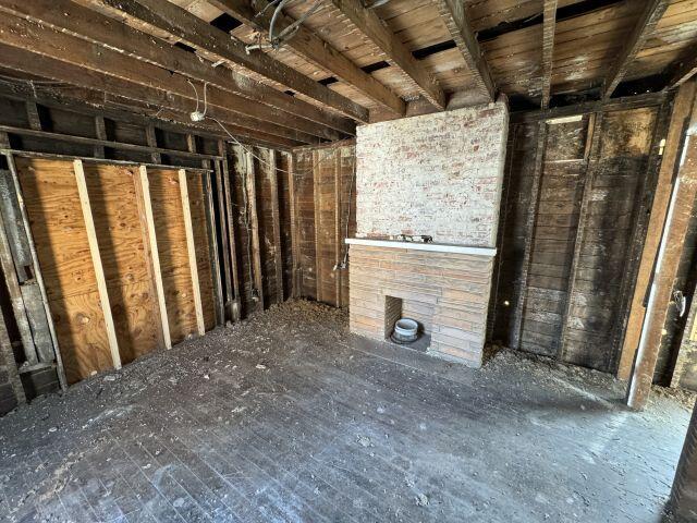 960 Sullivant Avenue