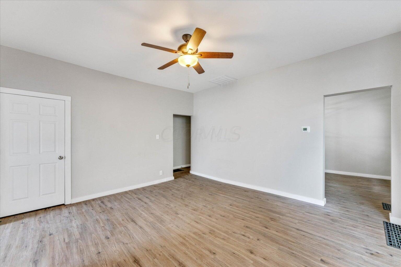 960 Sullivant Avenue