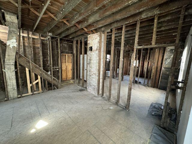 960 Sullivant Avenue