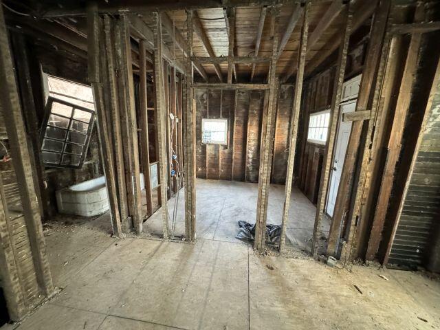 960 Sullivant Avenue