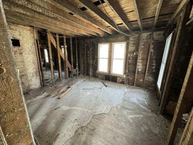 960 Sullivant Avenue