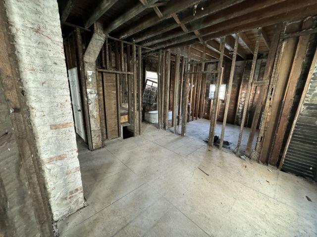 960 Sullivant Avenue