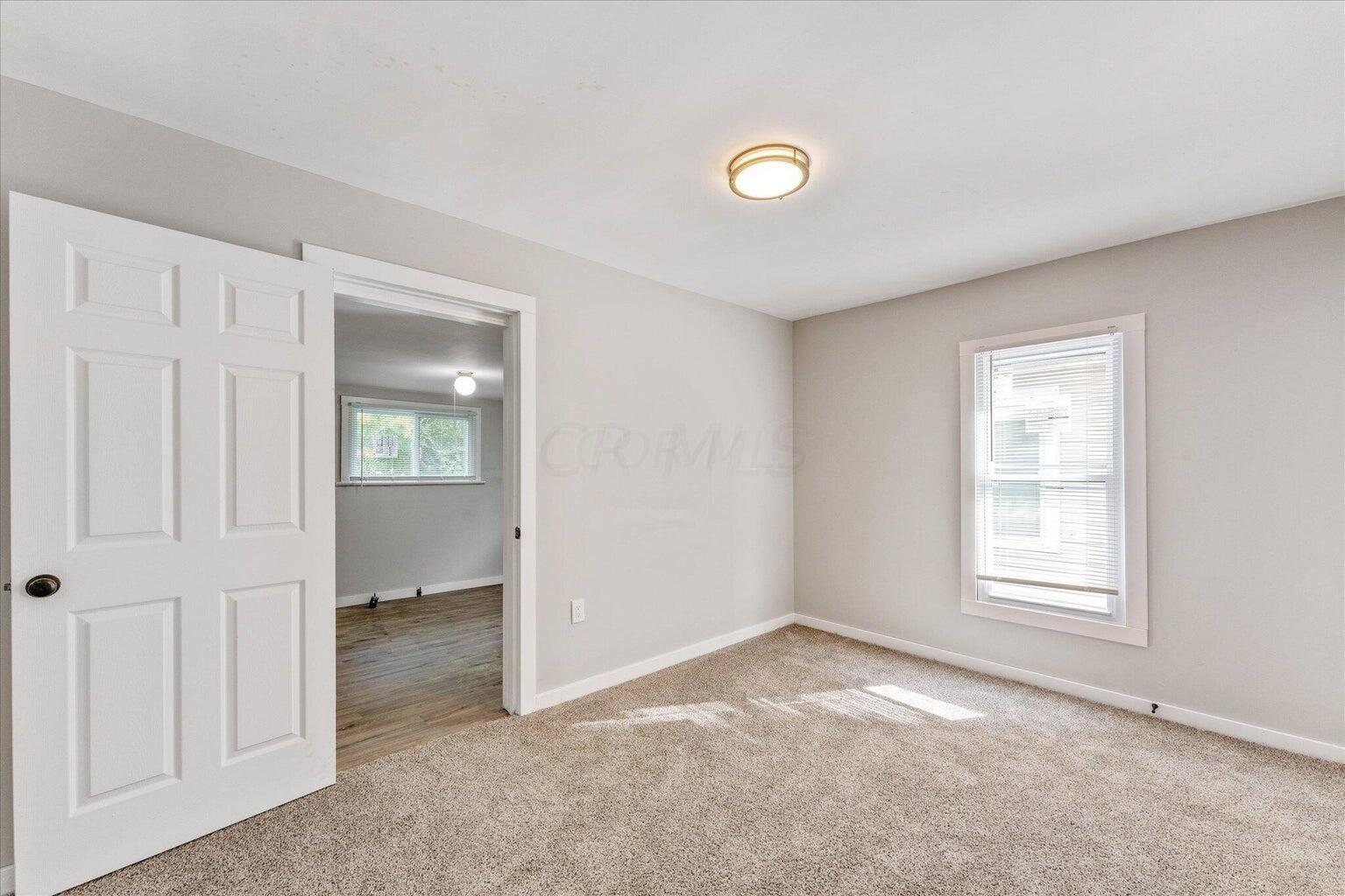 960 Sullivant Avenue