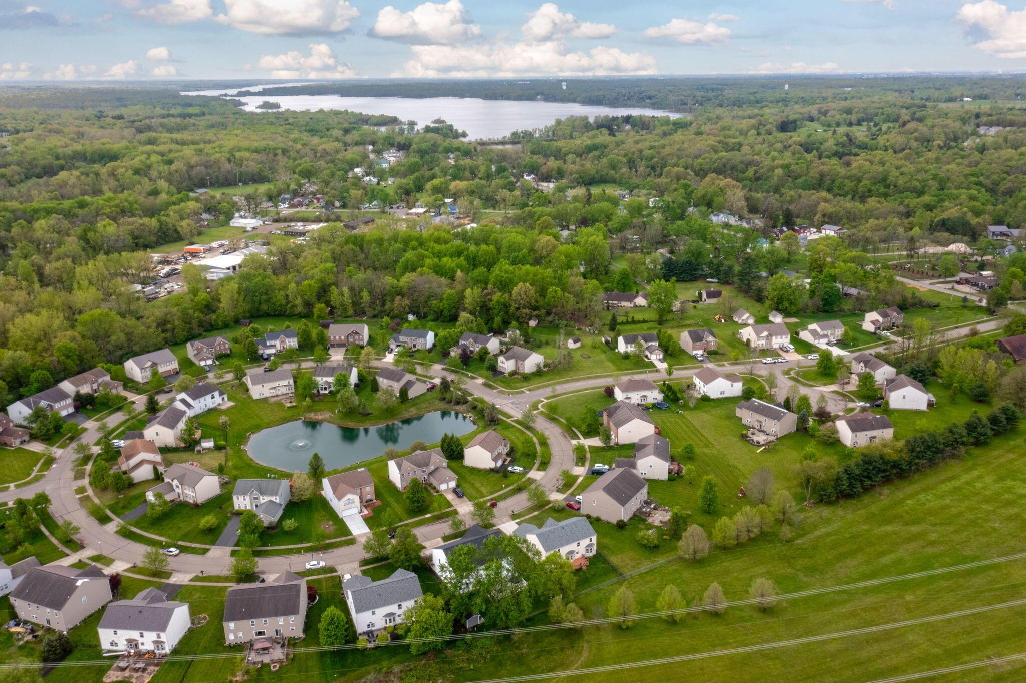 155 Heathermere Loop