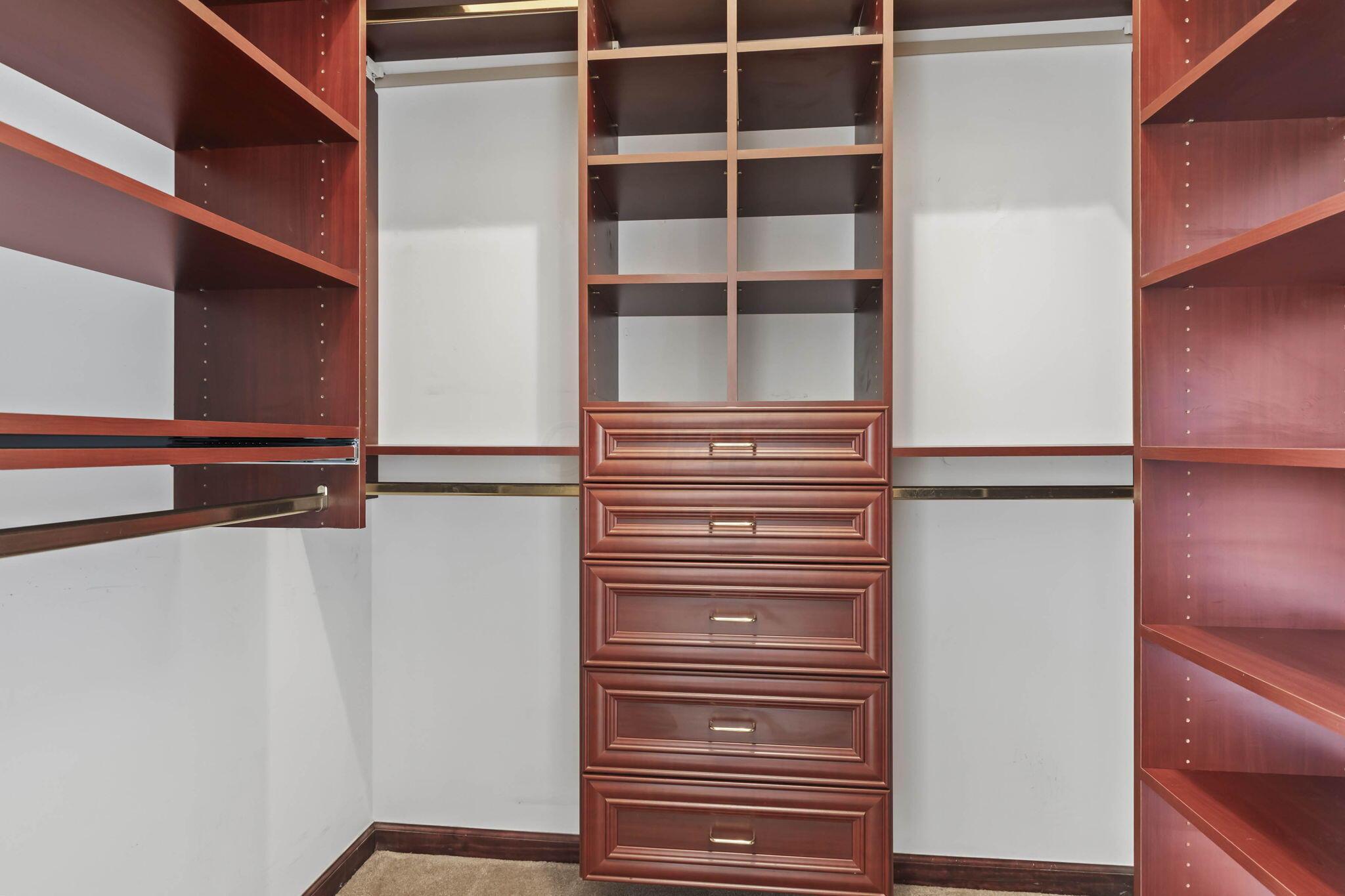 155 Heathermere Loop