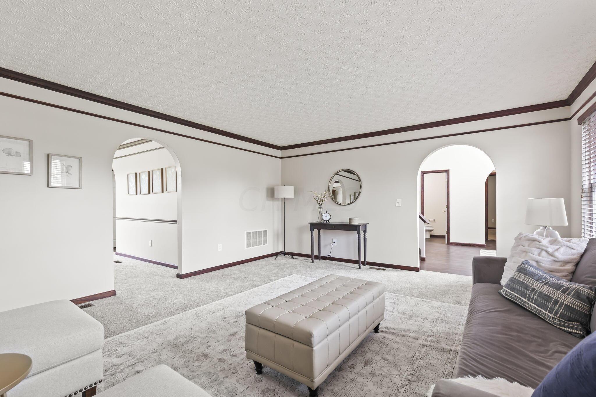 155 Heathermere Loop