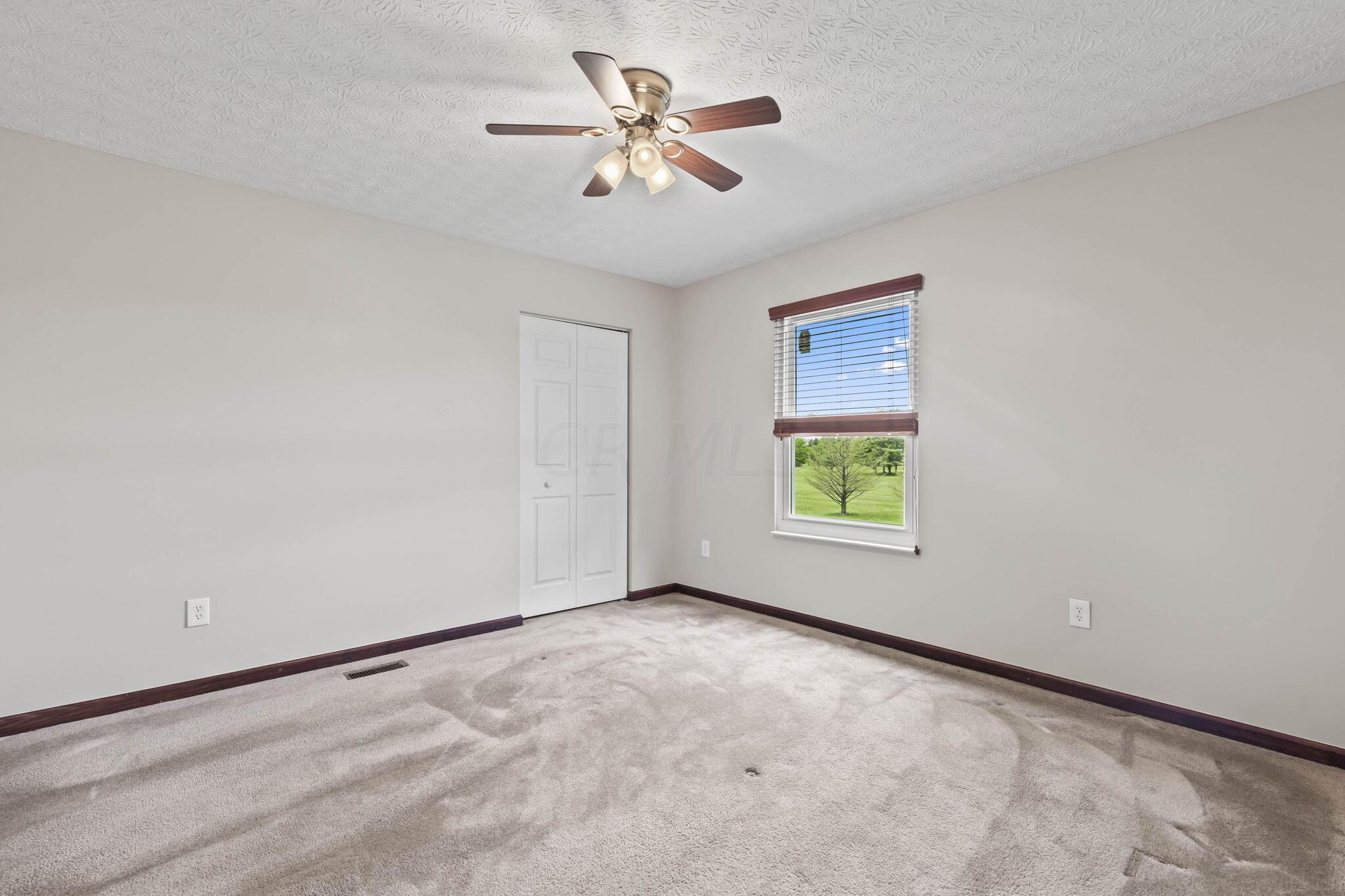 155 Heathermere Loop