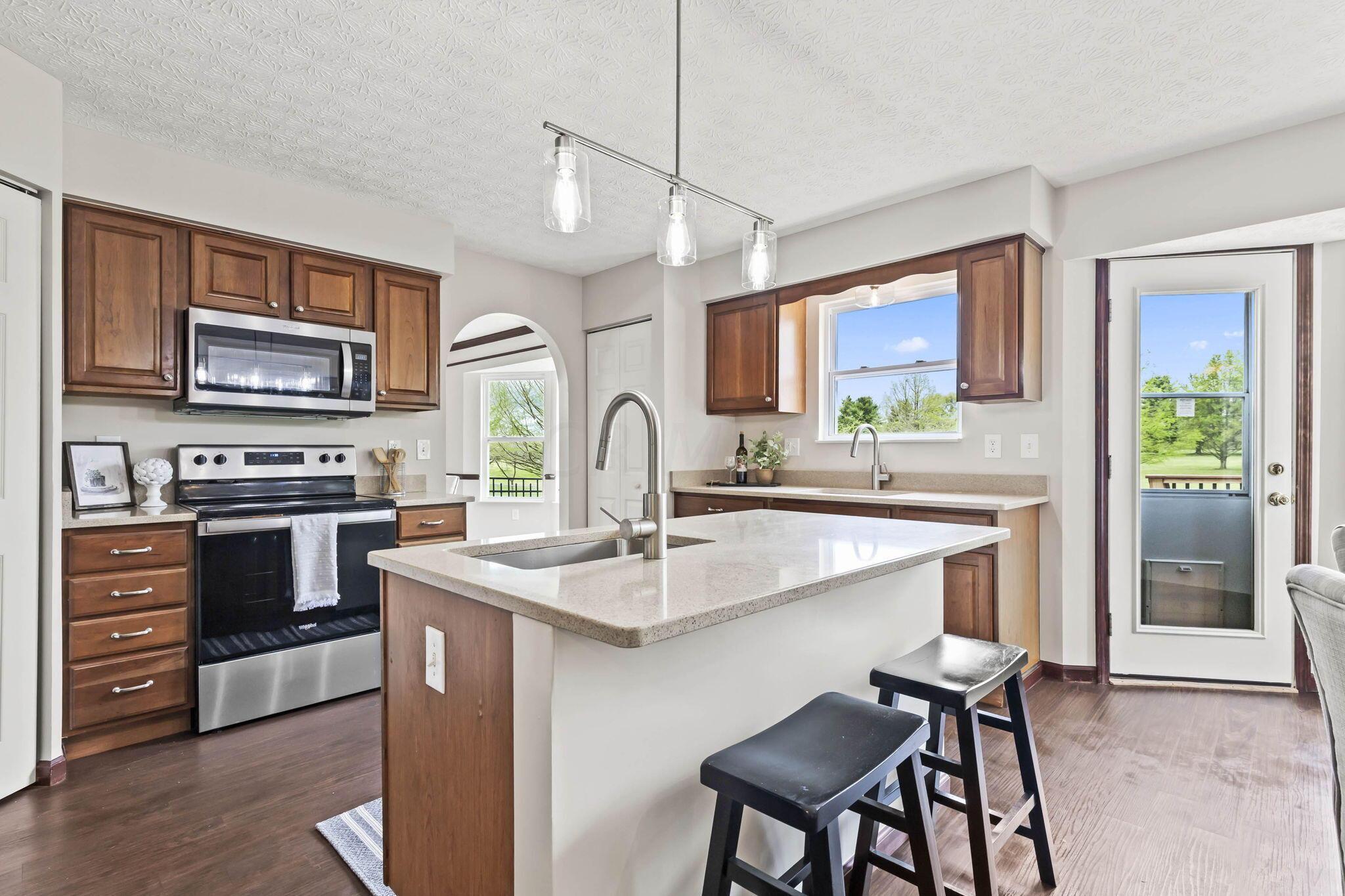 155 Heathermere Loop