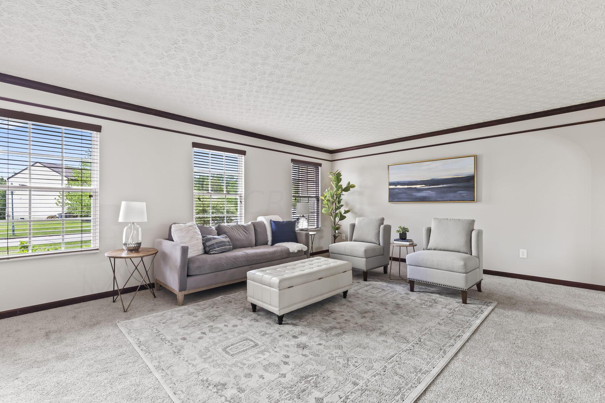 155 Heathermere Loop