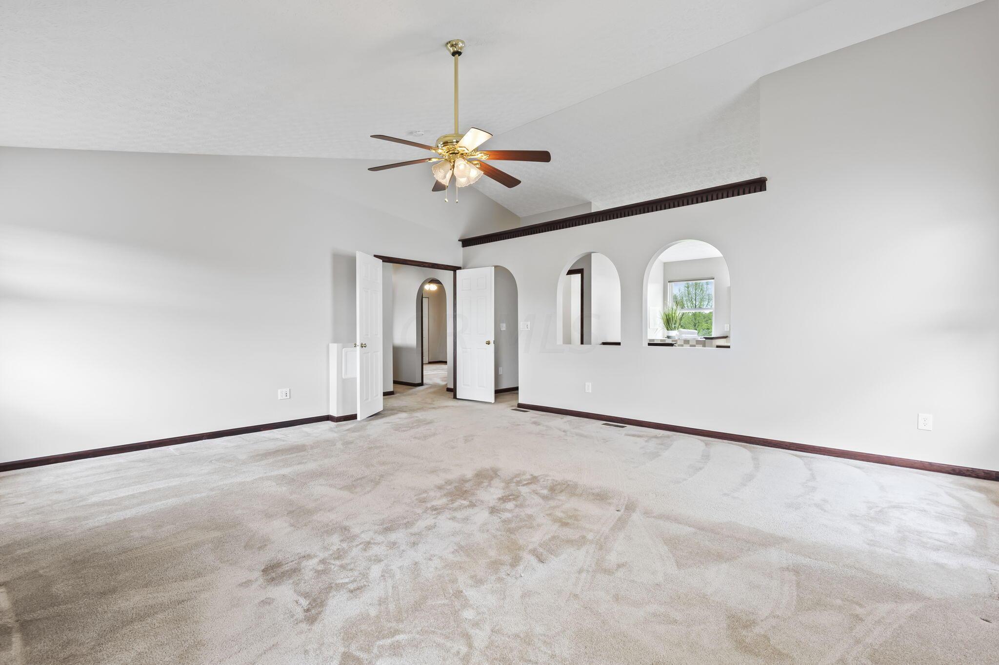 155 Heathermere Loop