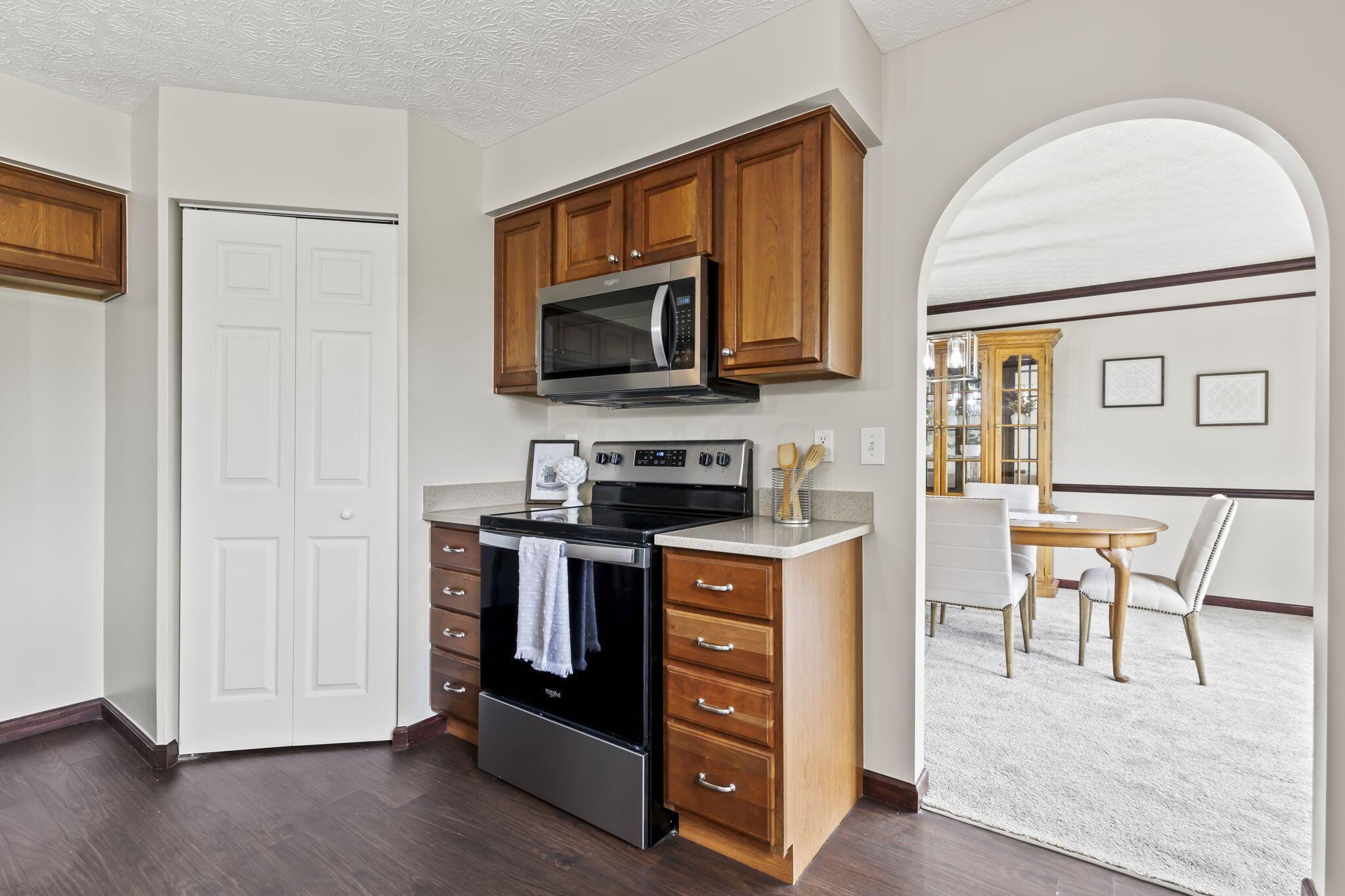 155 Heathermere Loop