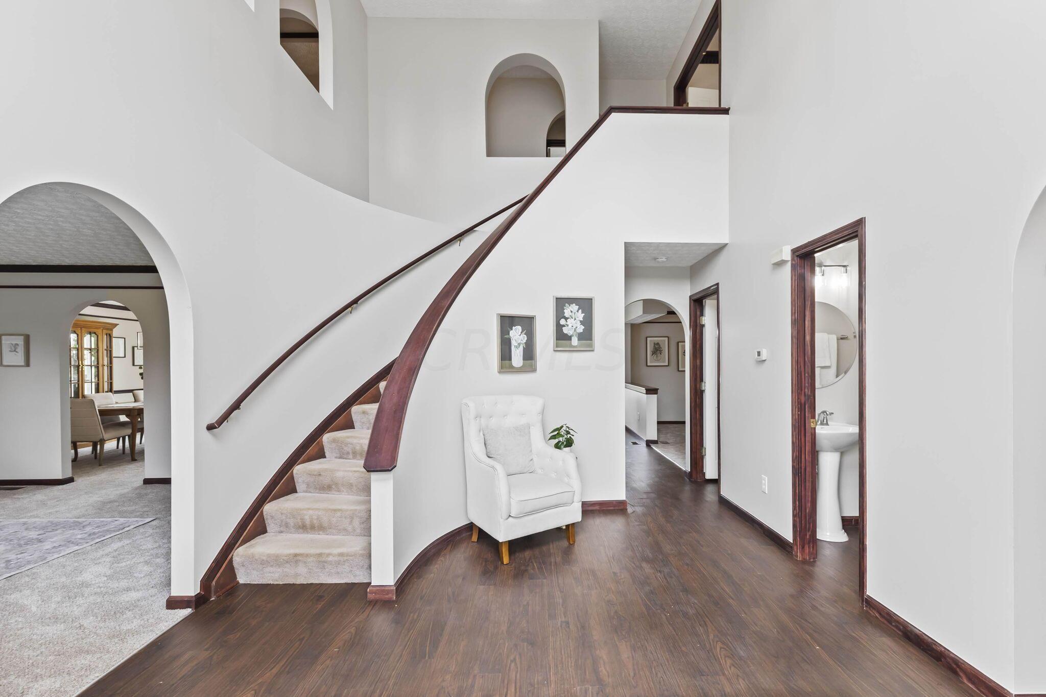 155 Heathermere Loop