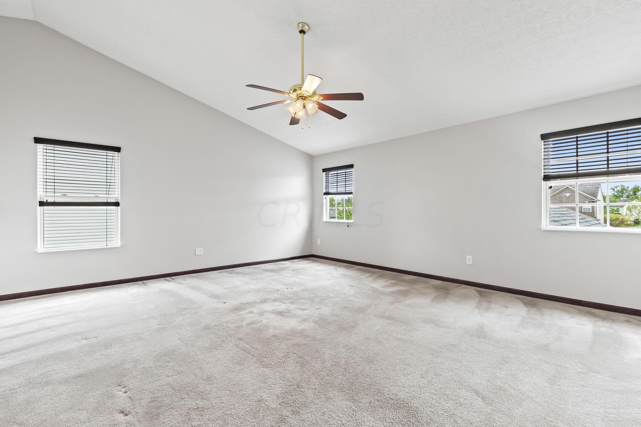 155 Heathermere Loop