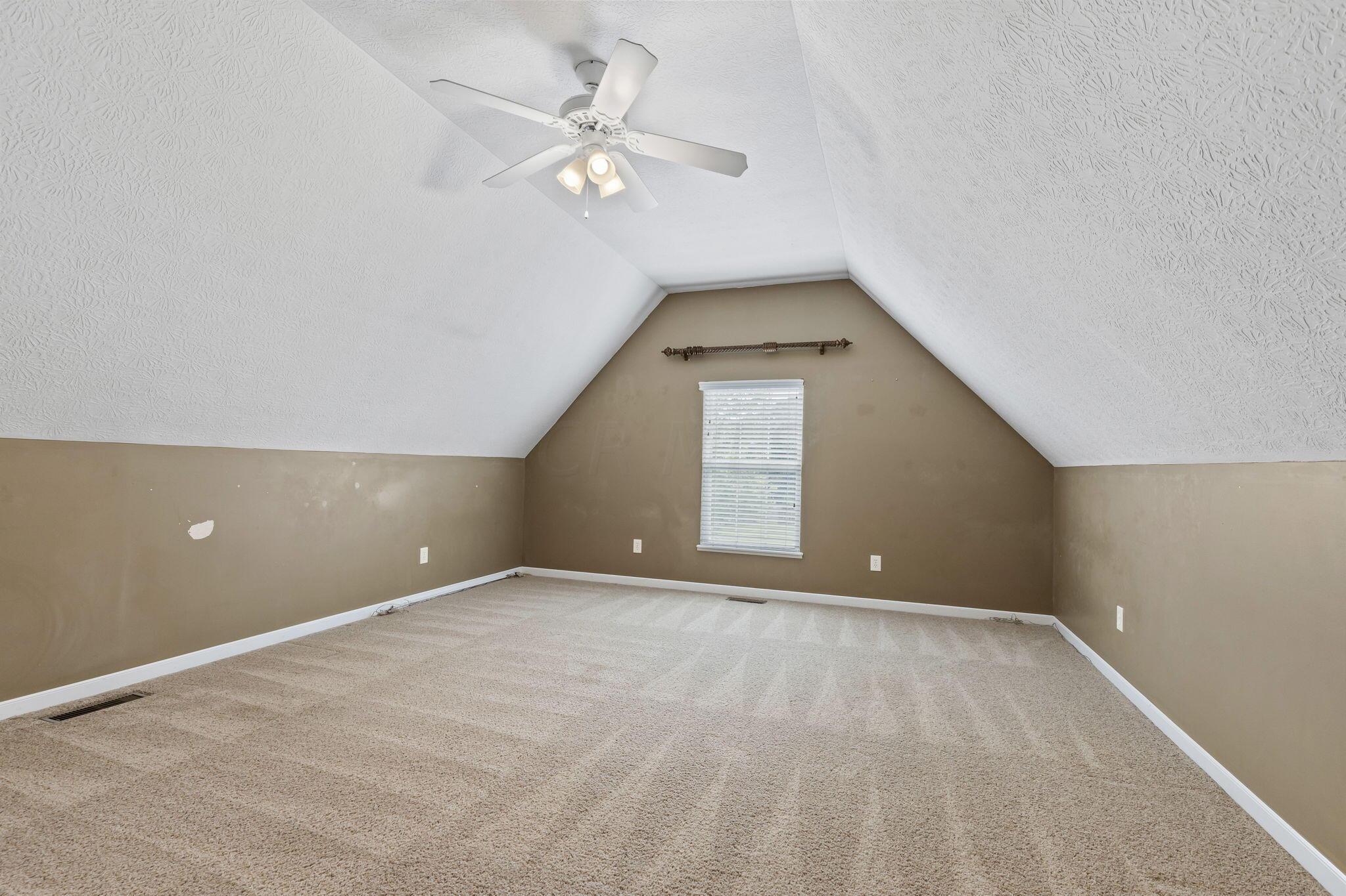 285 Vista Ridge Drive