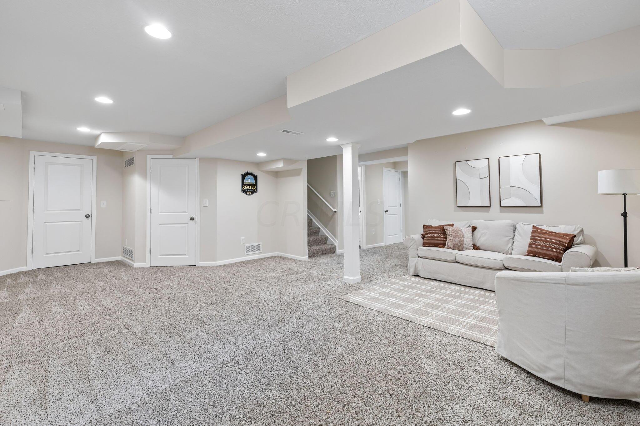 285 Vista Ridge Drive