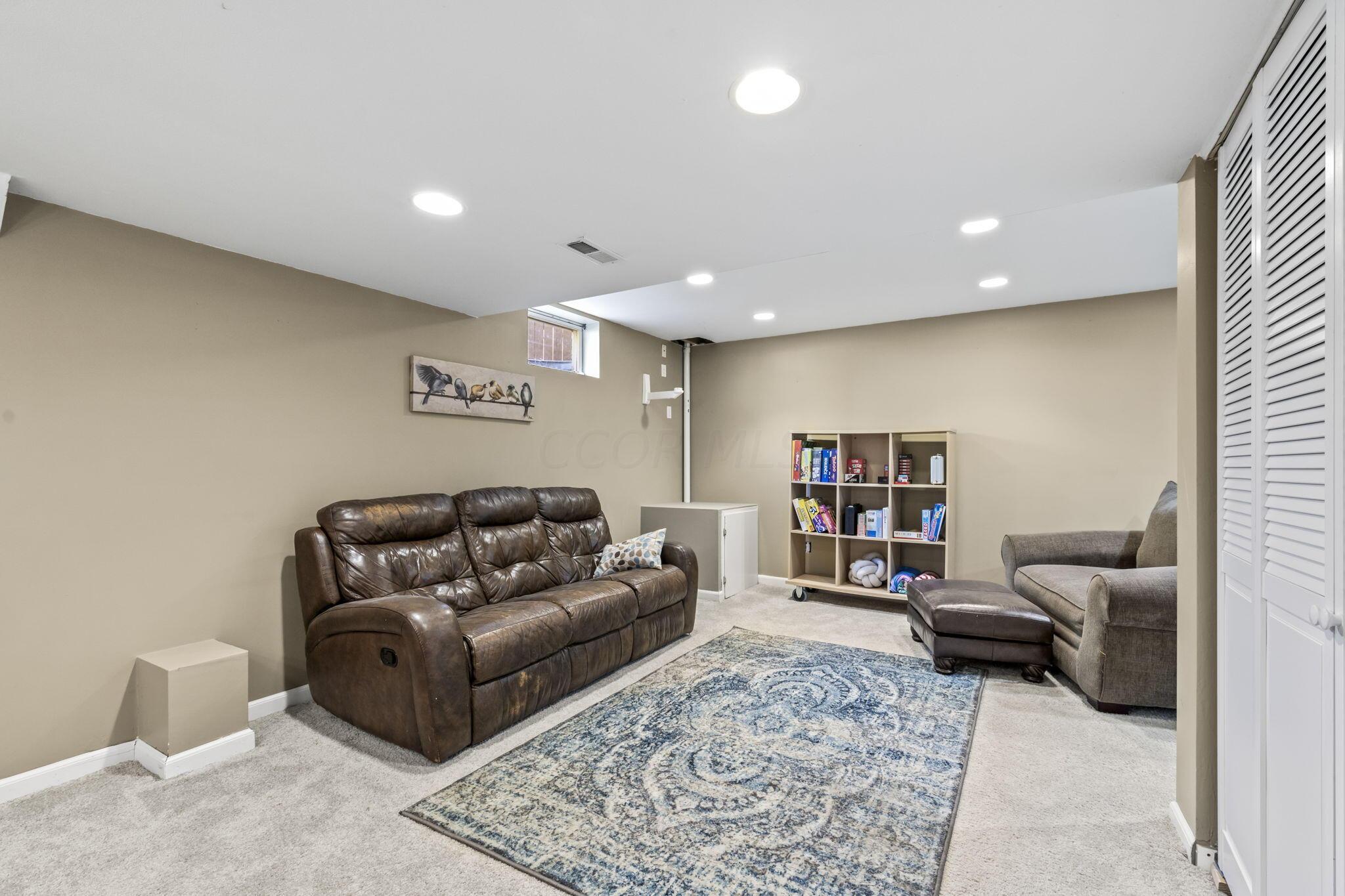 6715 Spring Run Drive