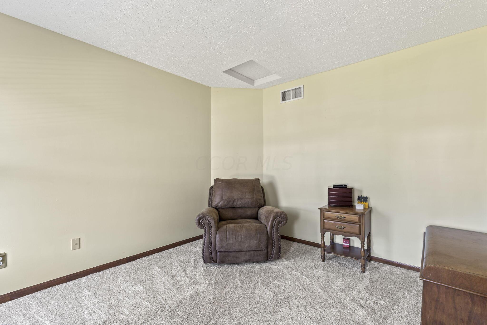 6715 Spring Run Drive