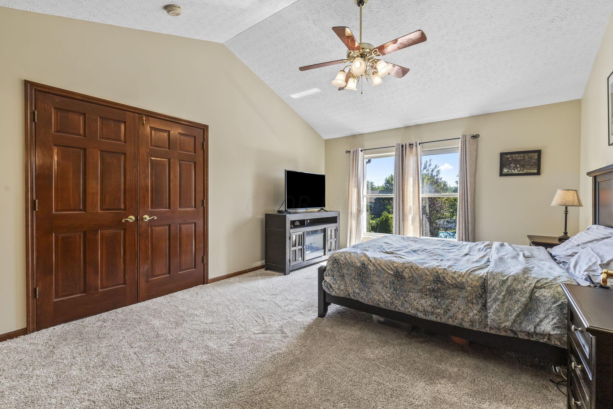 6715 Spring Run Drive