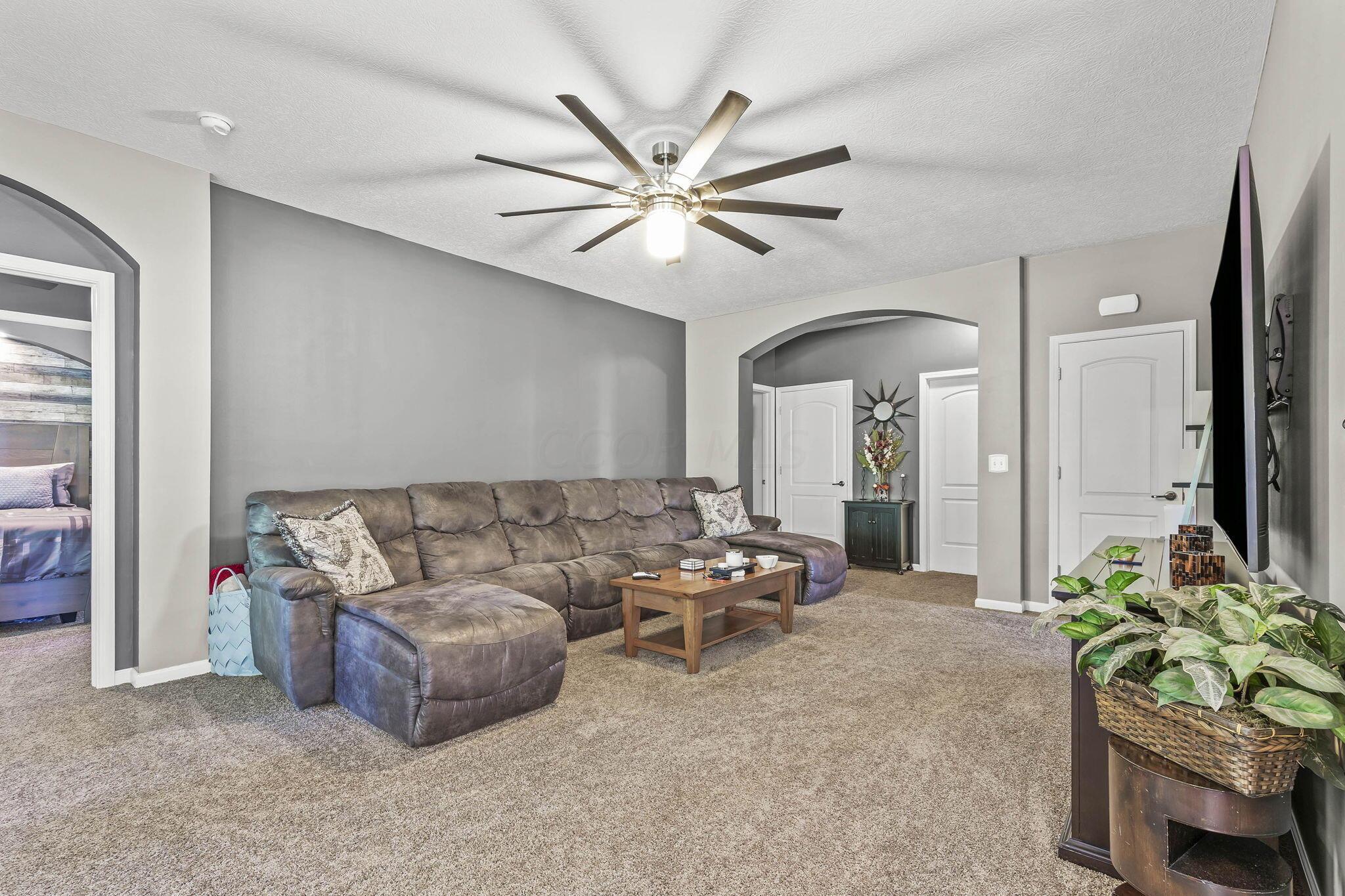 9144 Scenic View Circle