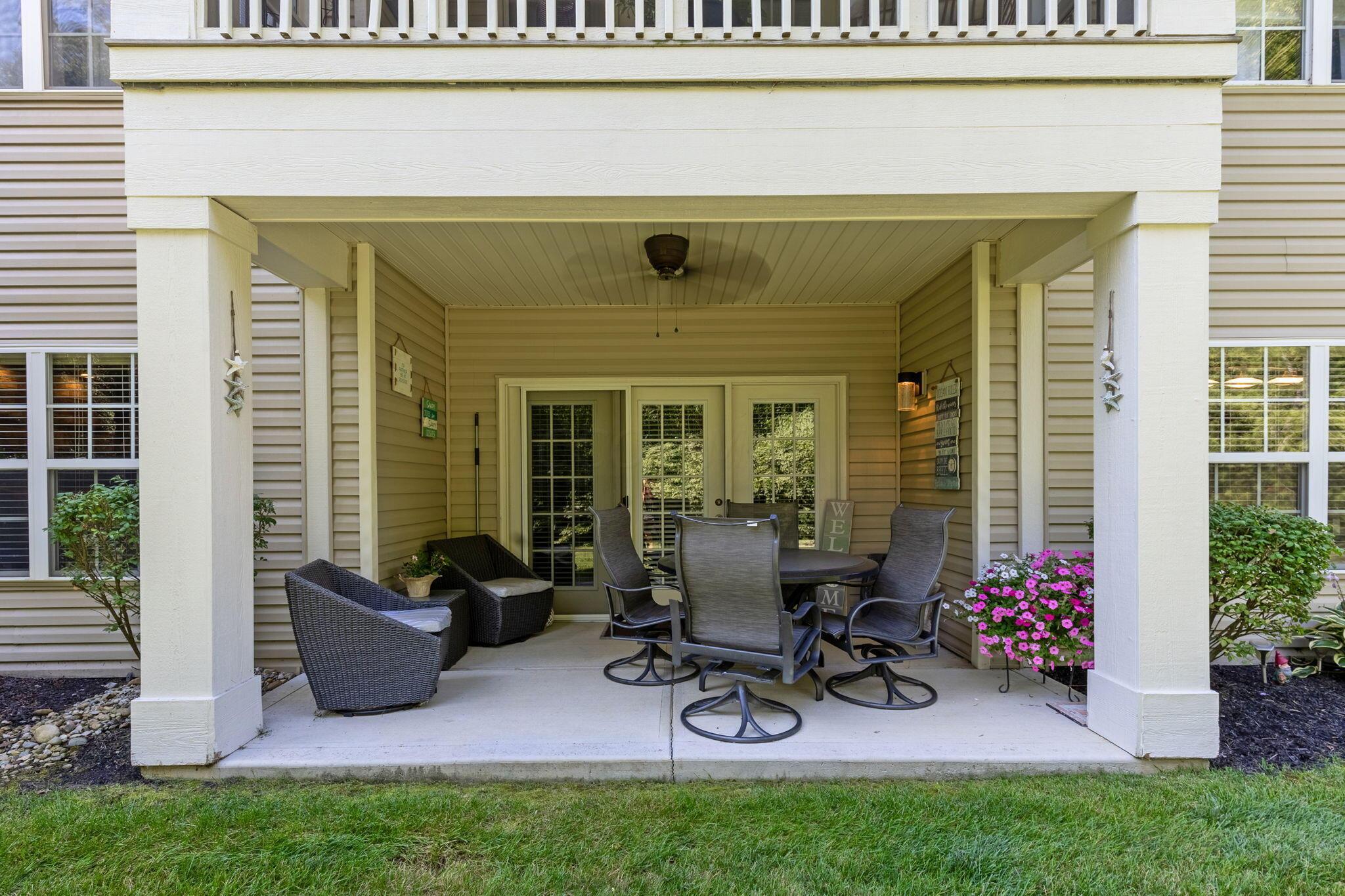 9144 Scenic View Circle