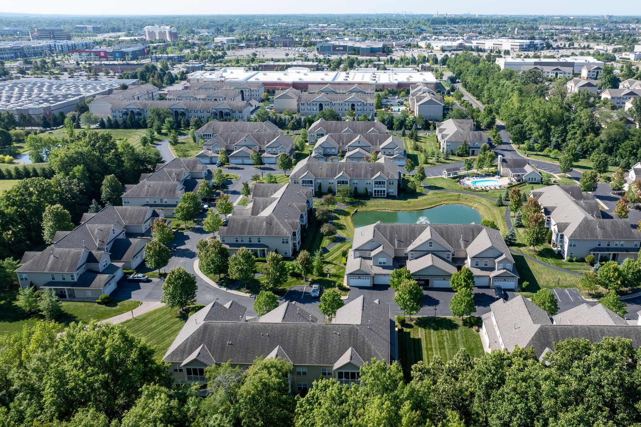 9144 Scenic View Circle