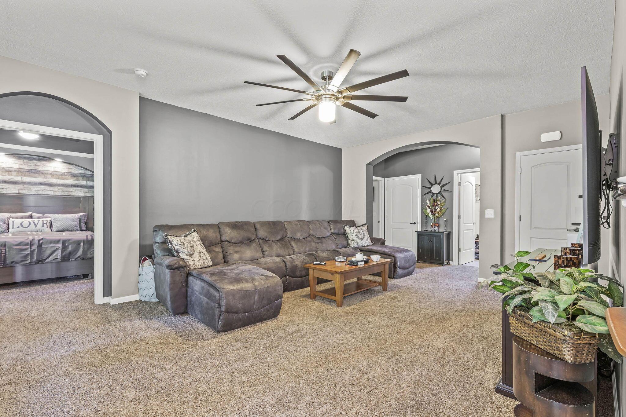 9144 Scenic View Circle