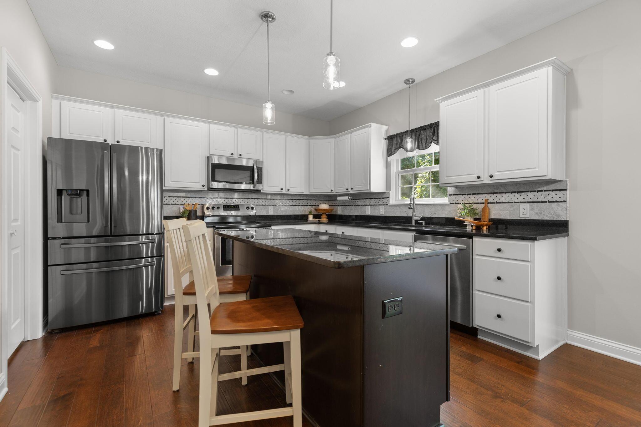 7689 Whitepine Ridge Court