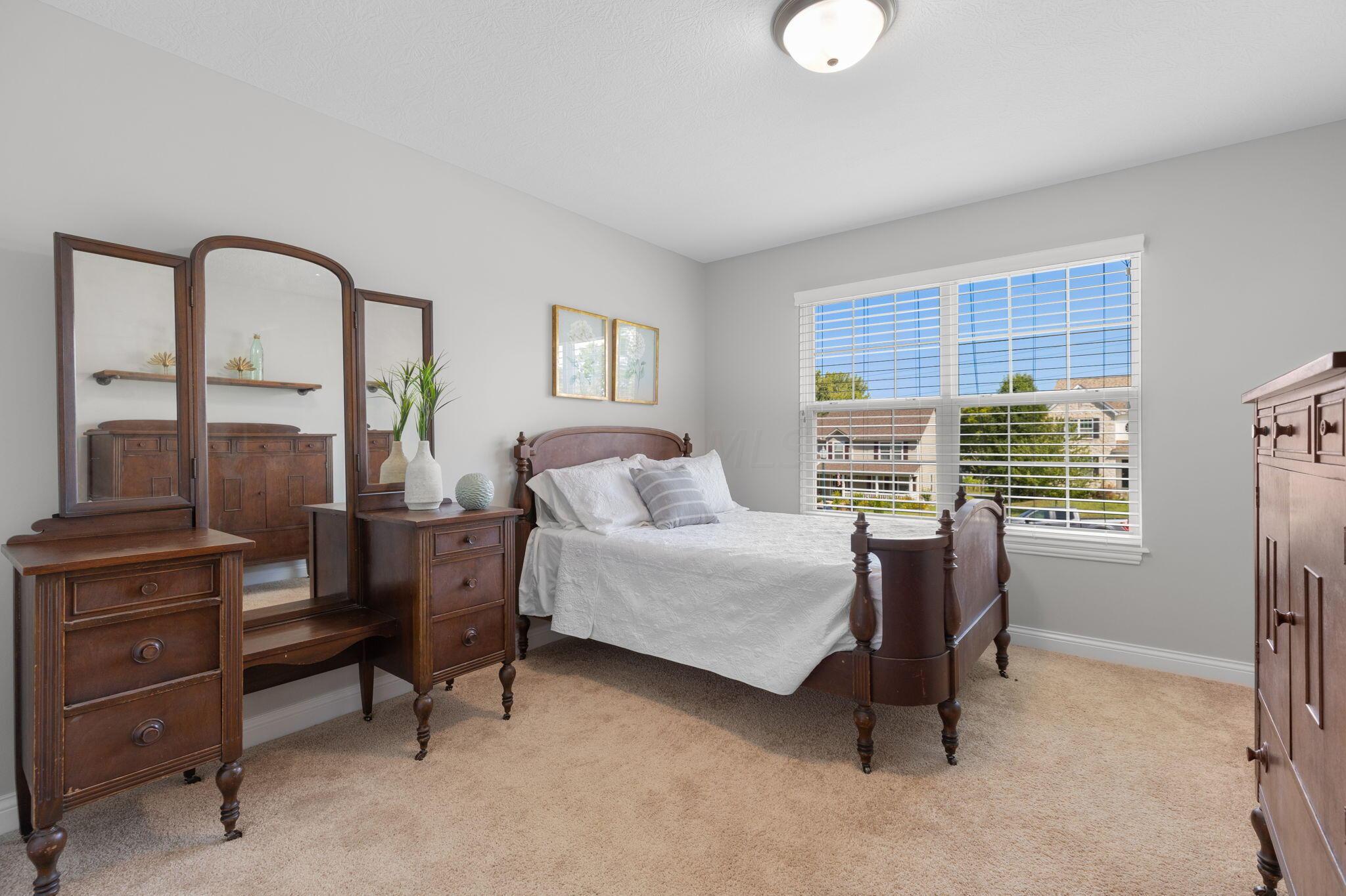 7689 Whitepine Ridge Court