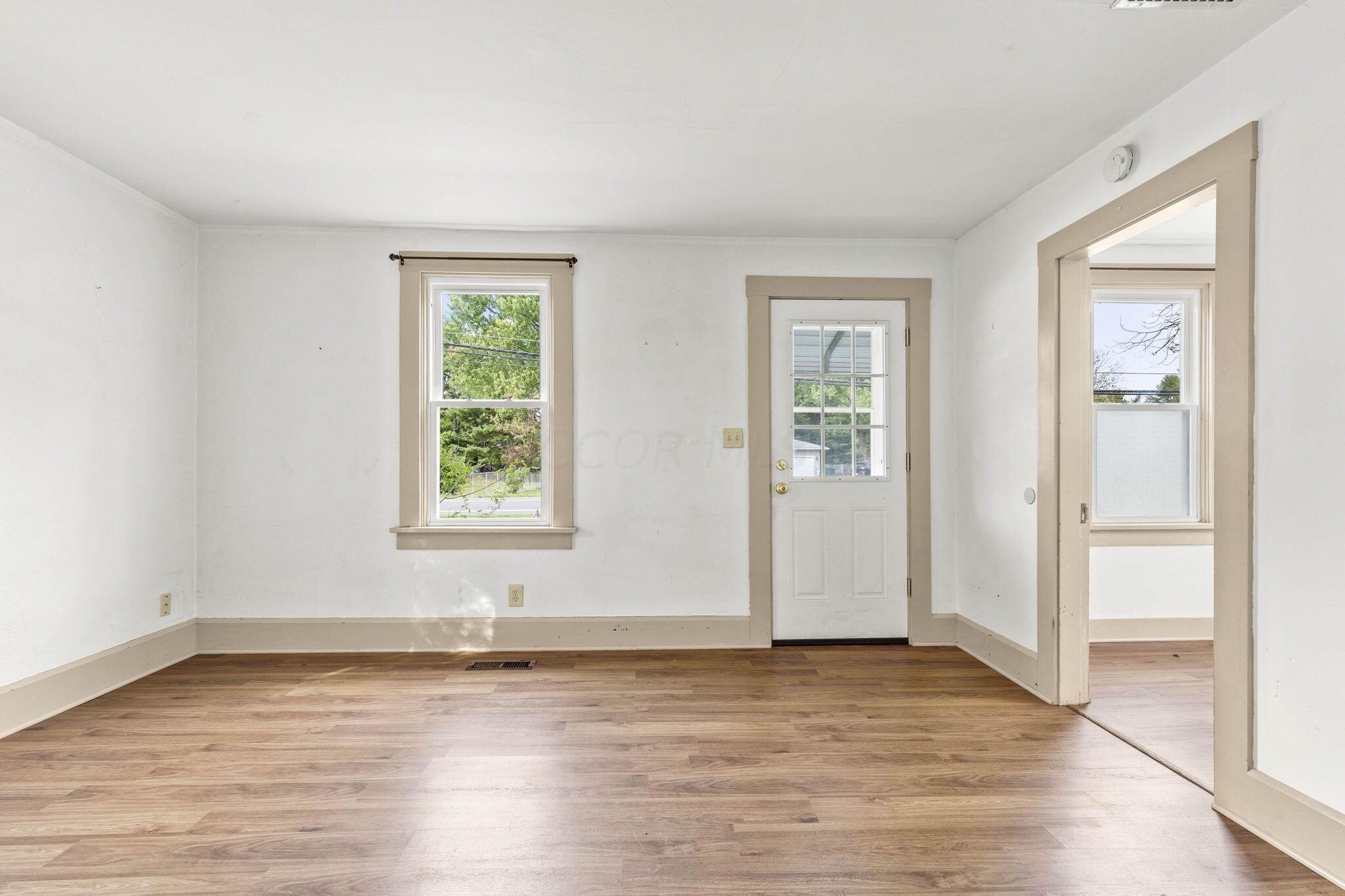 611 E College Avenue