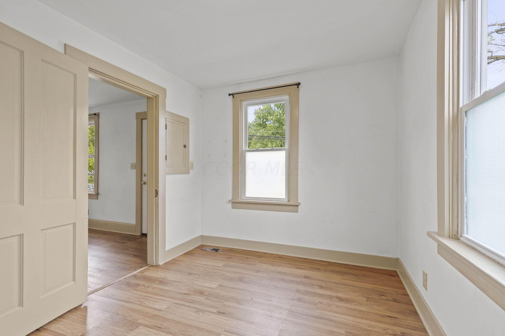 611 E College Avenue