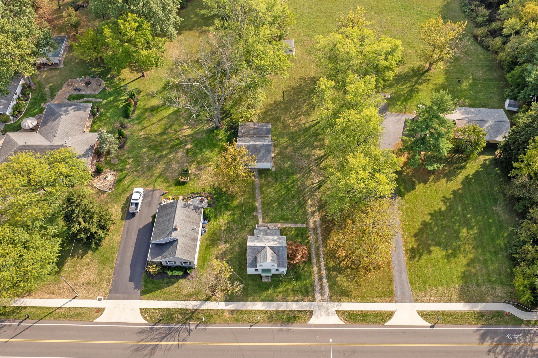 611 E College Avenue