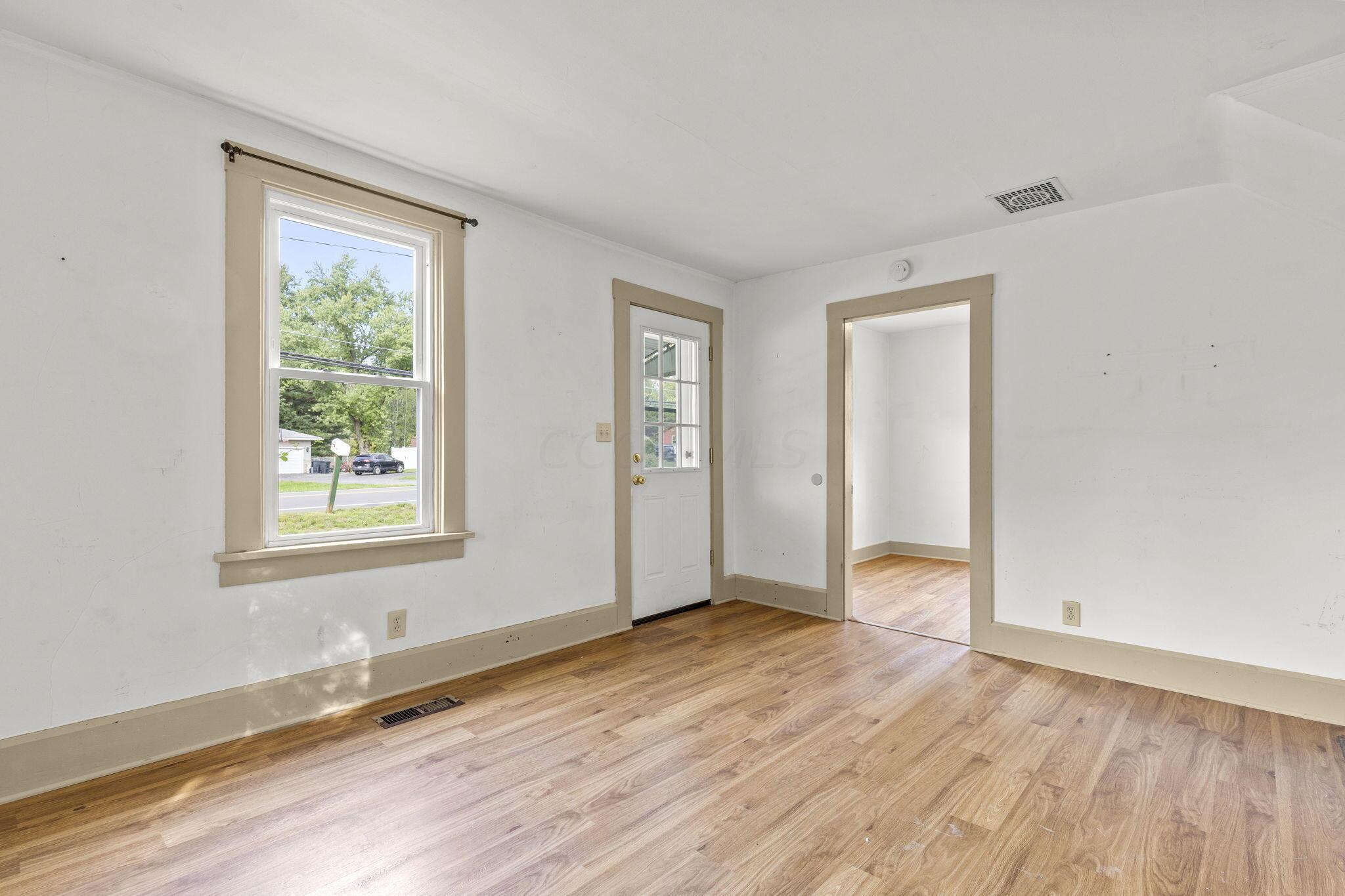 611 E College Avenue