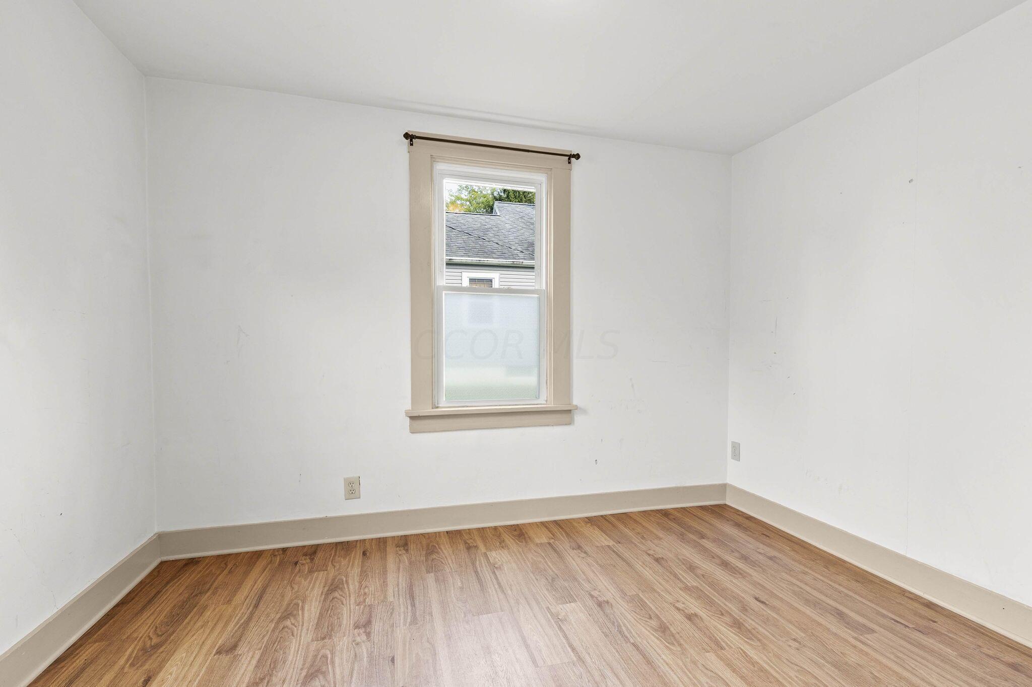 611 E College Avenue