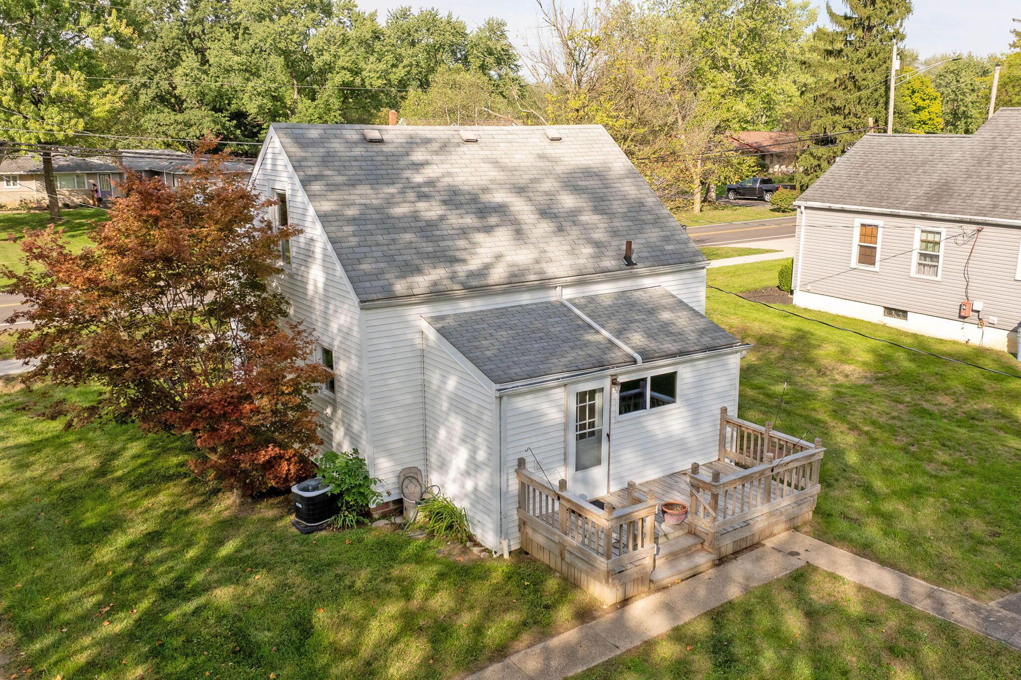 611 E College Avenue