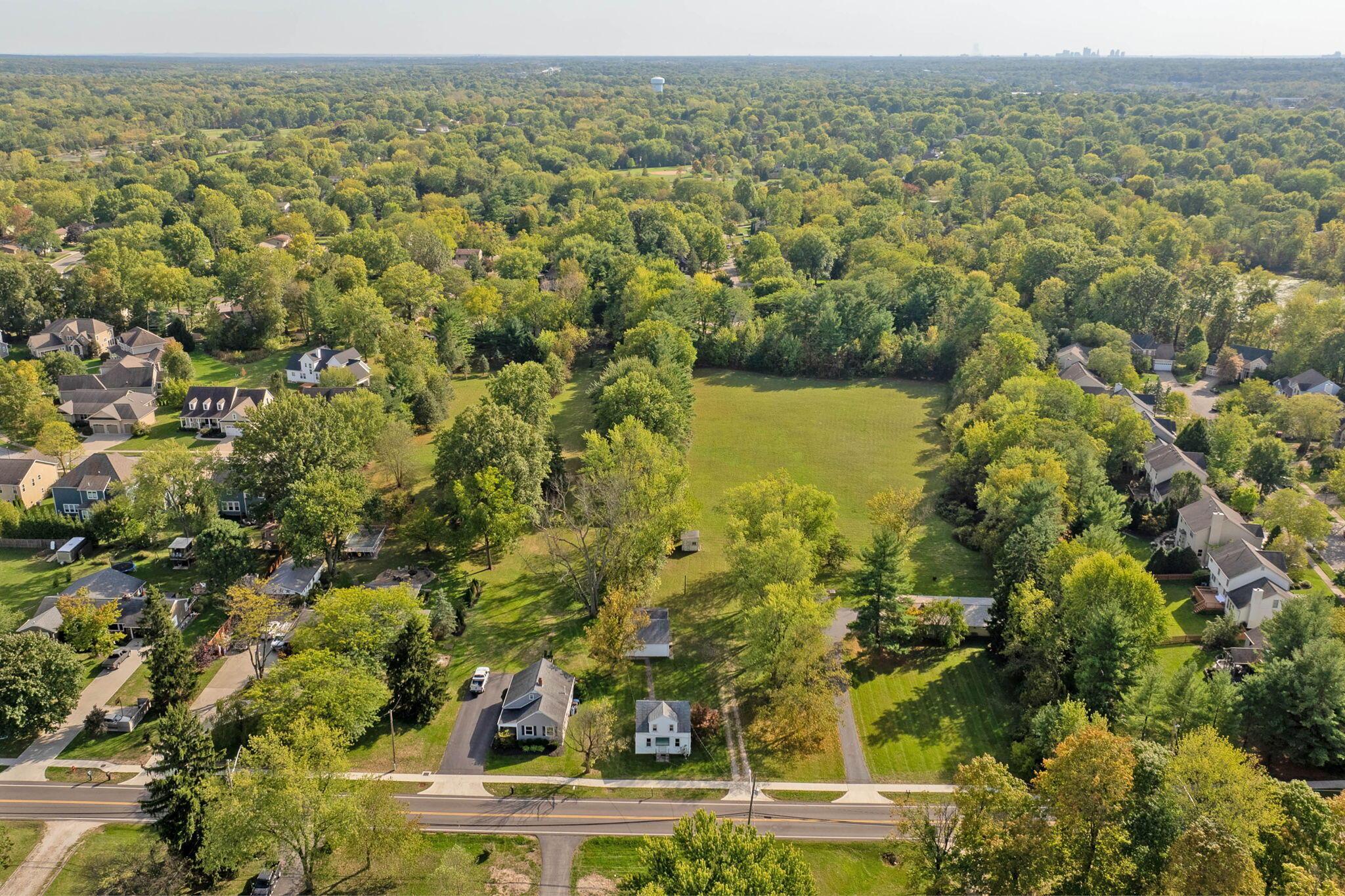 611 E College Avenue