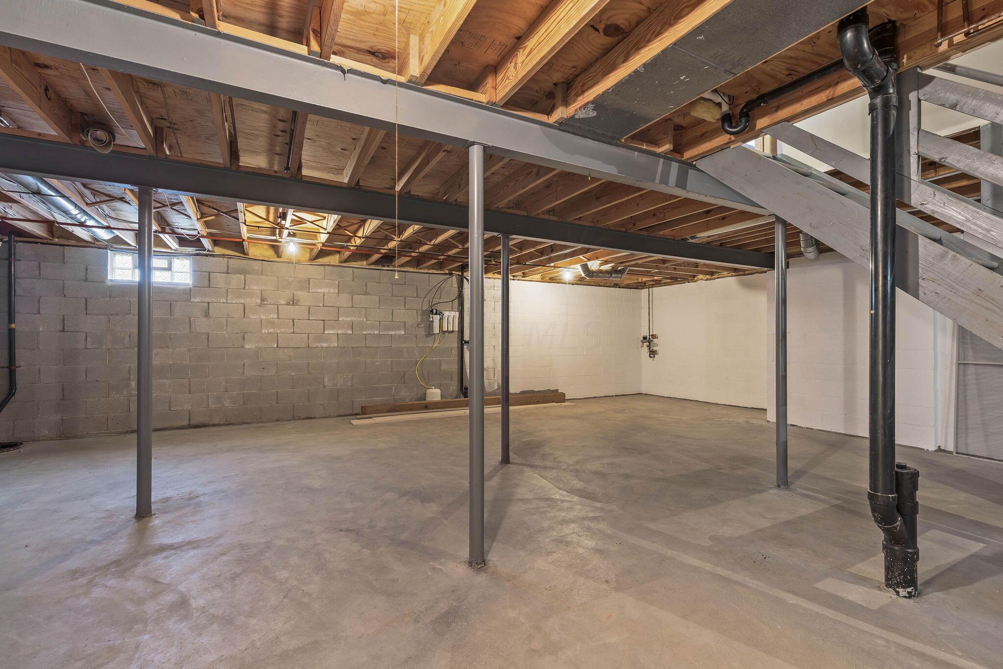 9046 Longstone Drive