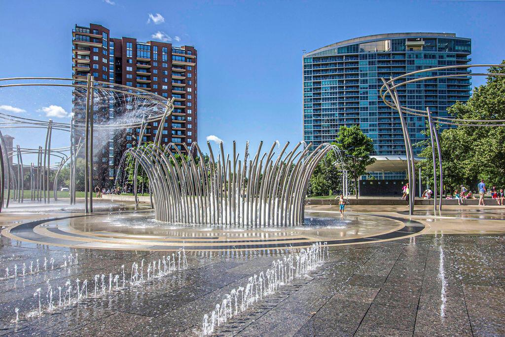 444 N Front Street, 207