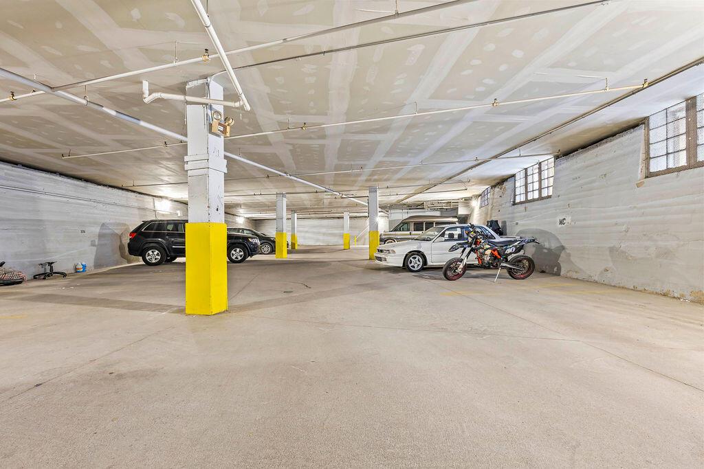 444 N Front Street, 207