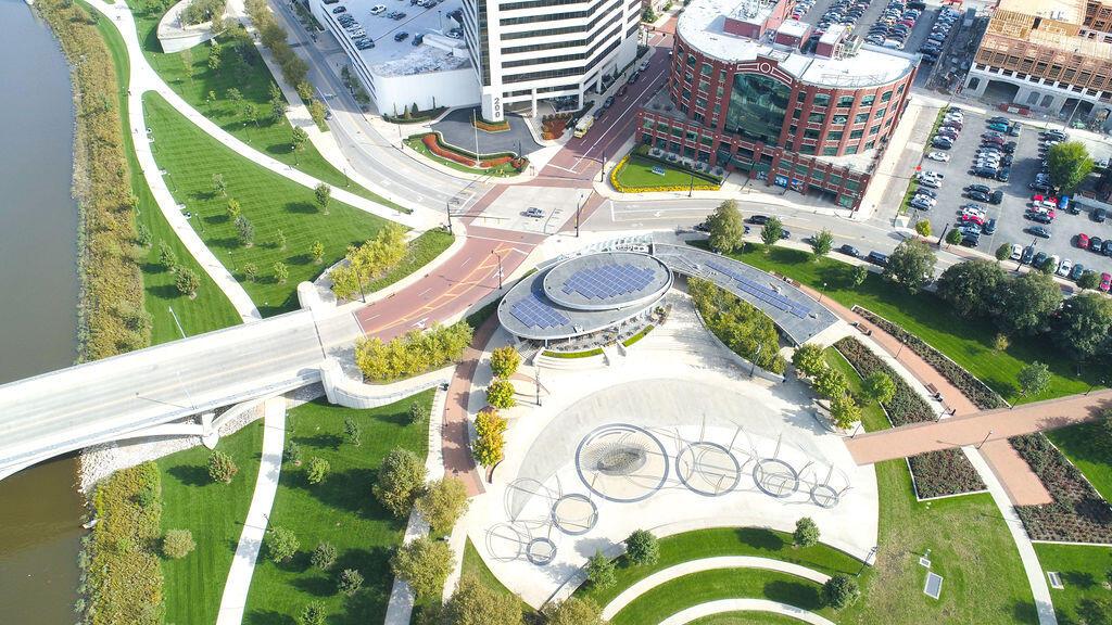 444 N Front Street, 207